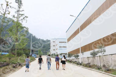 萬(wàn)達業(yè)選礦工程師團隊前往客戶(hù)工廠(chǎng)勘察設計