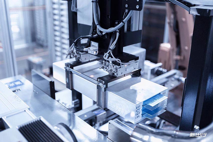 新能源汽車(chē)產(chǎn)業(yè)崛起，磁選設備電池材料除鐵助力電池行業(yè)發(fā)展